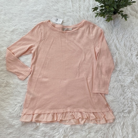 Loft top with ruffle bottom - Picture 1 of 7